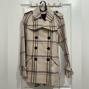 Coach Short Trench Coat
Size XS